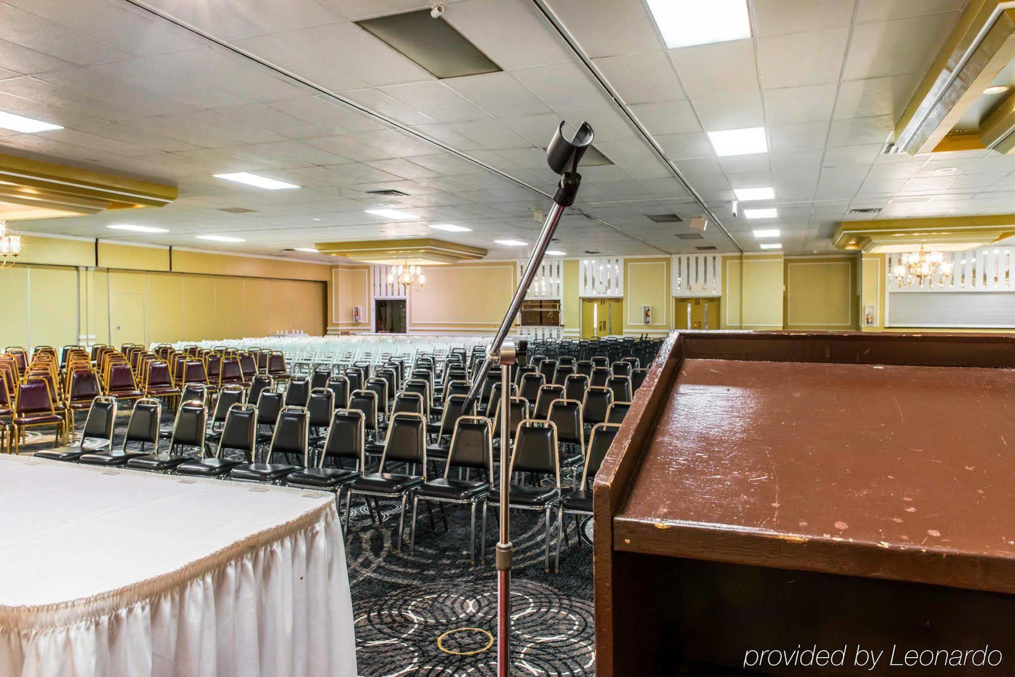 Quality Inn New Kensington Ngoại thất bức ảnh